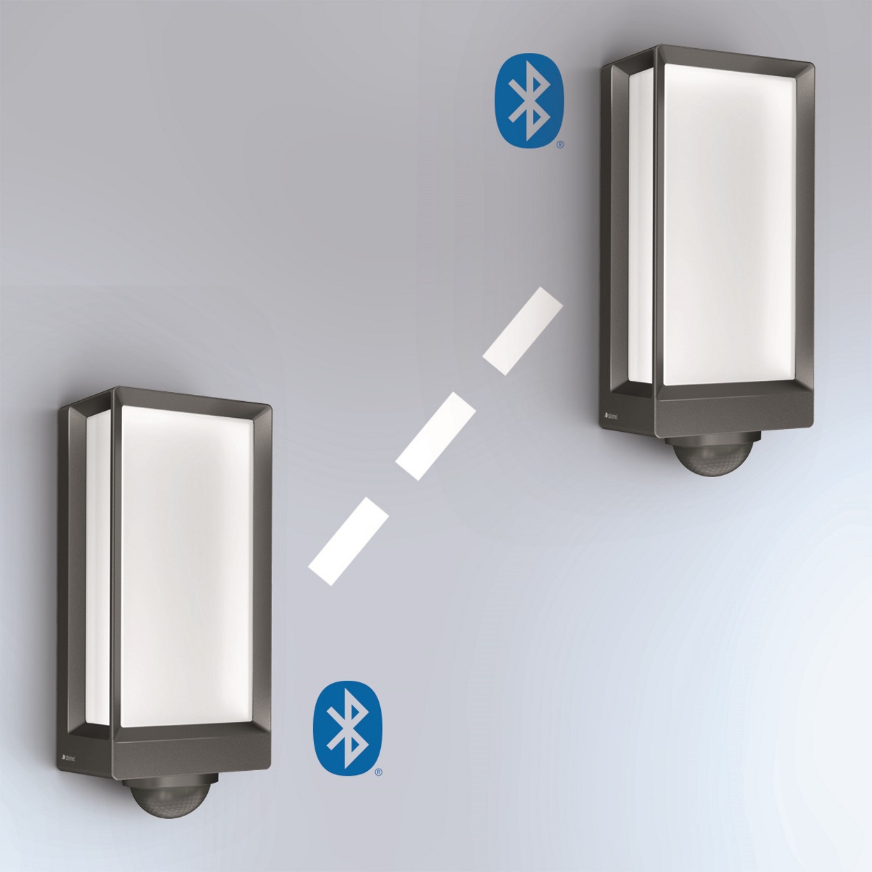 Interconnectable and adjustable via Bluetooth